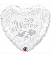 18" Just Married Pearl White & Silver Heart Balloon